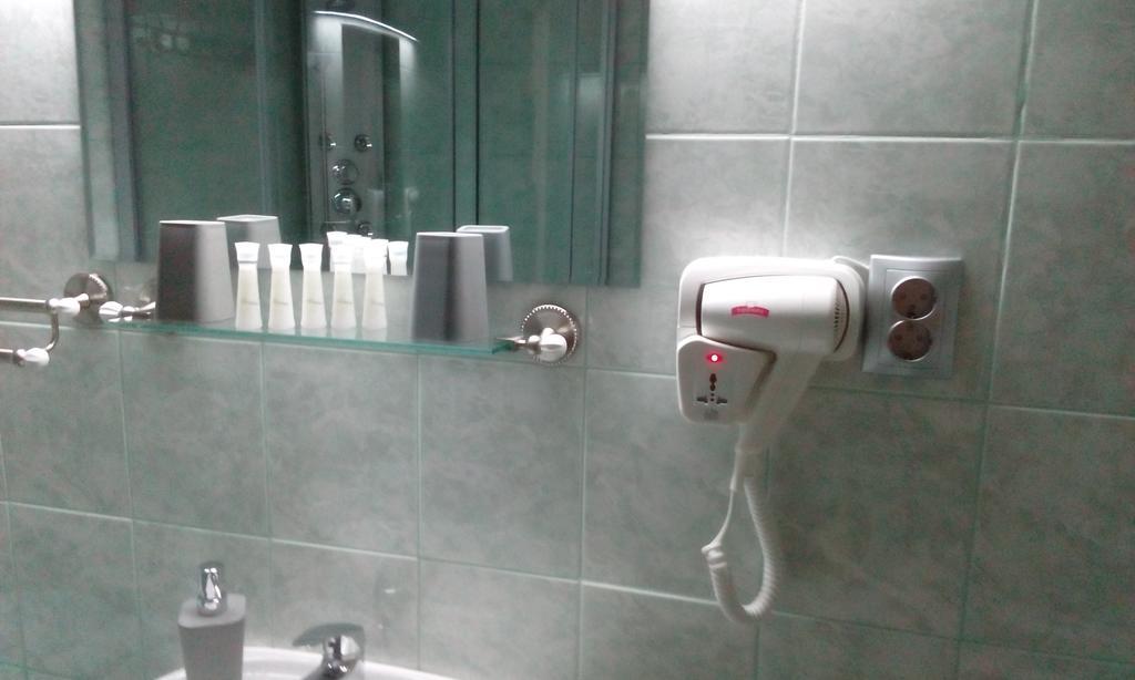 Casa Pescar Apartamento Cluj-Napoca Habitación foto