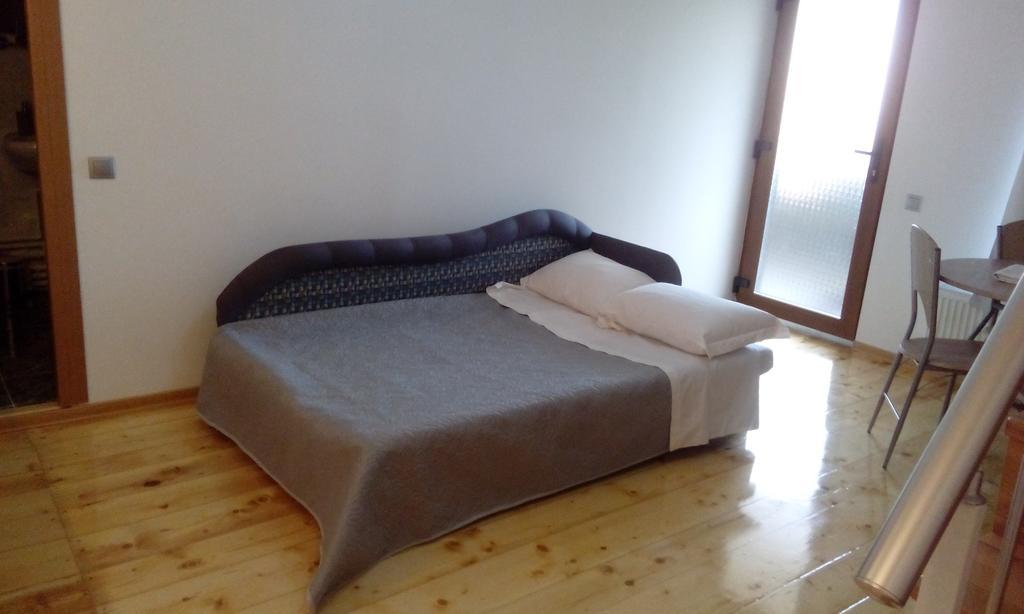 Casa Pescar Apartamento Cluj-Napoca Habitación foto